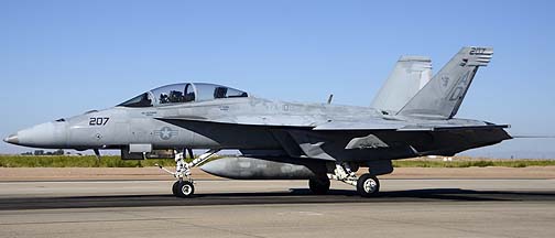 Boeing F/A-18F Super Hornet BuNo 165678 #207 of VFA-106, NAF el Centro, October 24, 2012